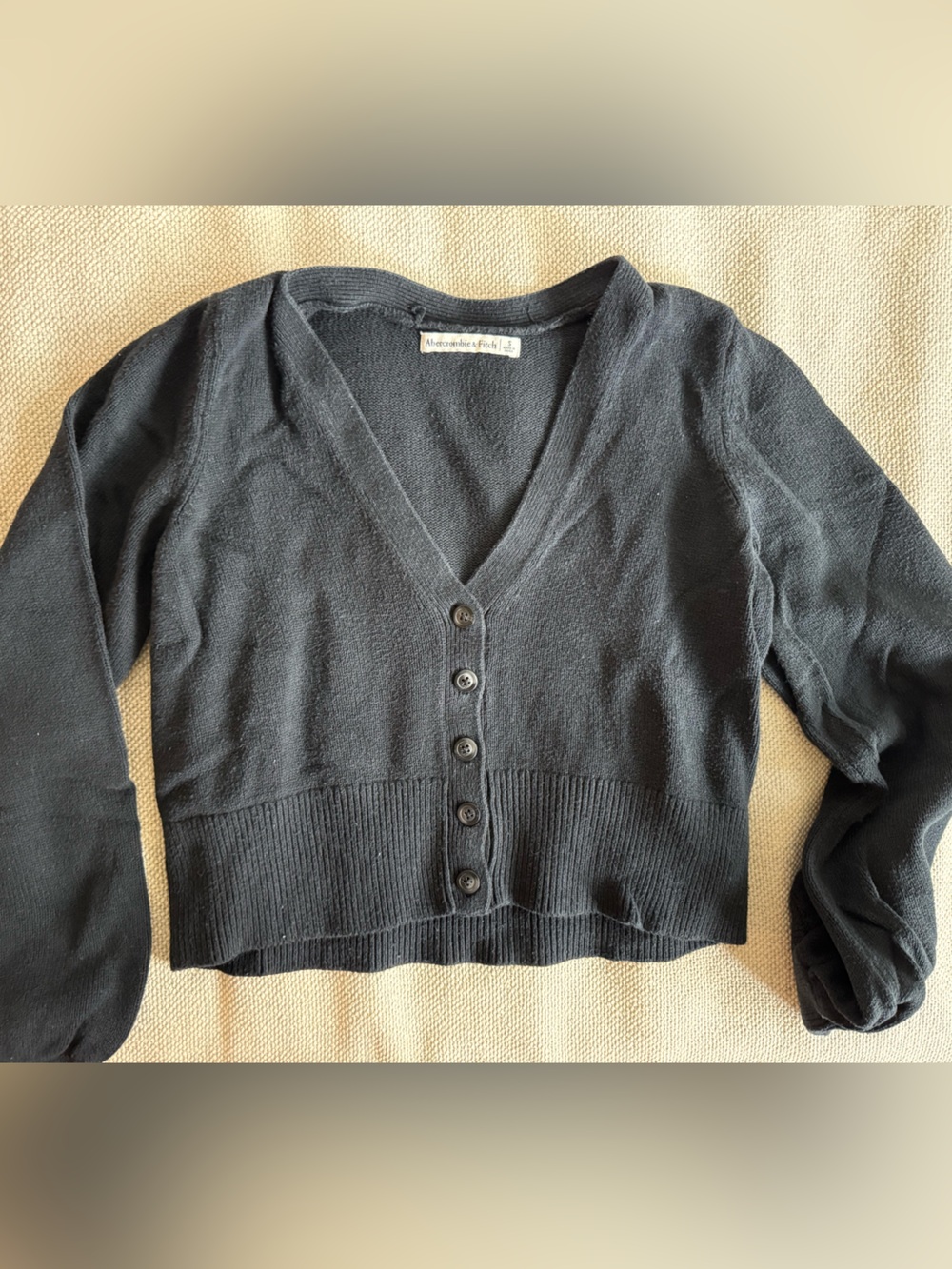 Abercrombie & Fitch Black V‑Neck Button Cardigan